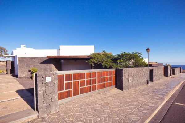 inmacalero_2697_villa22e_w4-1200x750